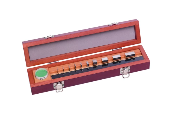 12622-516_979_10 12622-516_979_10